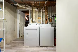 12 Pioneer Dr, Nashua, NH 03062 - Photo 32