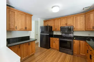 12 Pioneer Dr, Nashua, NH 03062 - Photo 8