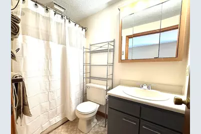 21 Plaza Village Road #D, Plymouth, NH 03264 - Photo 20