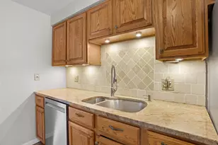 79 Walden Pond Dr, Nashua, NH 03064 - Photo 30