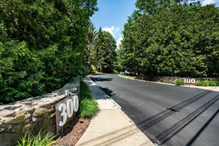 300 River Rd, Manchester, NH 03104 - Photo 26