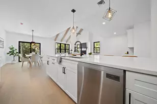 55 Trails Edge Rd, Windham, NH 03087 - Photo 14