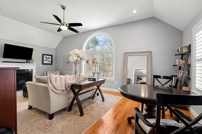 2 Chestnut Hill Drive, Sandown, NH 03873 - Photo 10