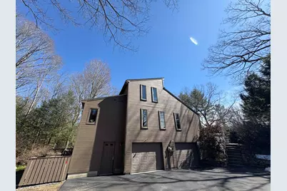 4 Windsor Boulevard, Londonderry, NH 03053 - Photo 10