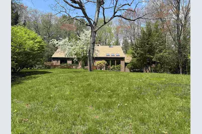 4 Windsor Boulevard, Londonderry, NH 03053 - Photo 2