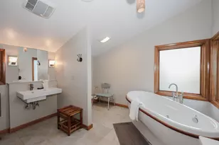 4 Windsor Blvd, Londonderry, NH 03053 - Photo 40