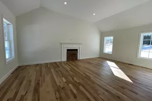 25 Blaisdell Ct, Raymond, NH 03077 - Photo 16