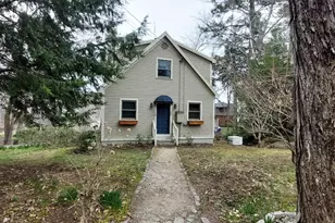 22 Crescent Ln, Hebron, NH 03241 - Photo 48