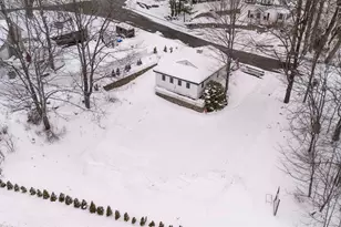 1042 Main St, Sunapee, NH 03751 - Photo 2