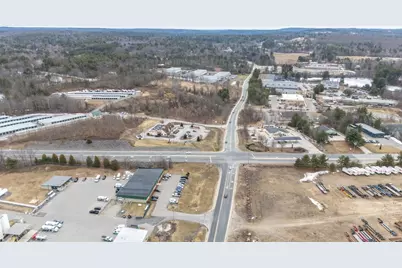 16 Brady Drive, Hudson, NH 03051 - Photo 4