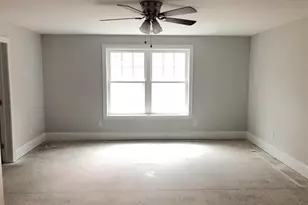 32 Gypsum Ln, Chester, NH 03036 - Photo 12