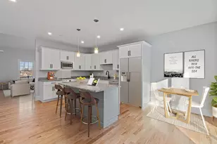 32 Gypsum Ln, Chester, NH 03036 - Photo 8