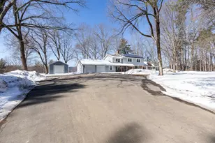 89 Butler Ave, Hinsdale, NH 03451 - Photo 4