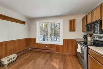 51 Pilgrim Drive, Litchfield, NH 03052 - Photo 10