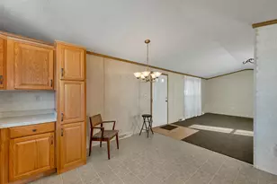 17 Trade Wind Ln, Rochester, NH 03835 - Photo 8