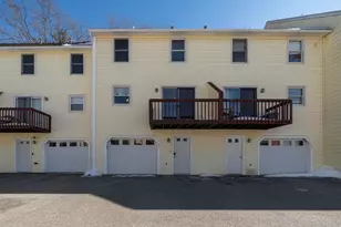 35 Albury Stone Cir, Nashua, NH 03063 - Photo 1