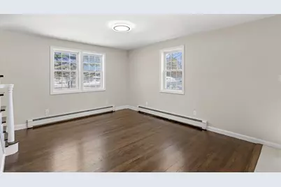 19 Auburn Road, Londonderry, NH 03053 - Photo 12