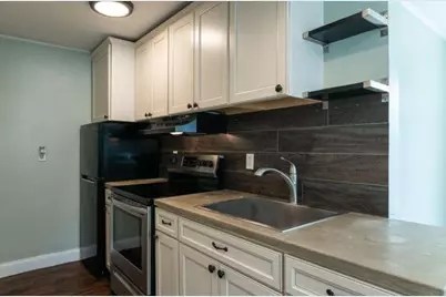 13 Main Street, Plaistow, NH 03865 - Photo 4