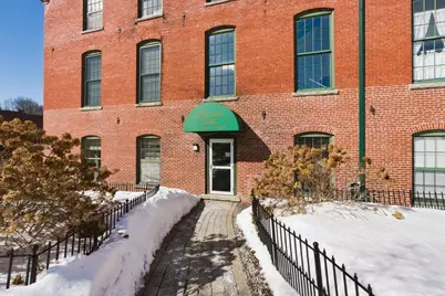 100 Main Street #203, Pembroke, NH 03275 - Photo 2