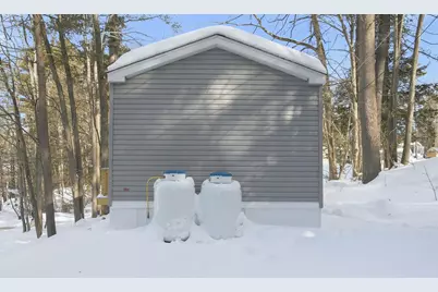 15 Sullivan Drive, Allenstown, NH 03275 - Photo 4