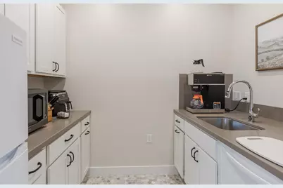 6 Ames Plaza, Walpole, NH 03608 - Photo 20