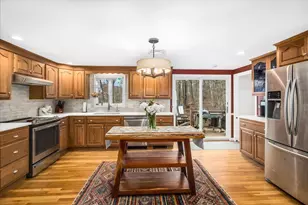 21 Berry Rd, Derry, NH 03038 - Photo 10