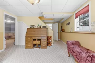 48 Huntington Dr, Hillsboro, NH 03244 - Photo 18