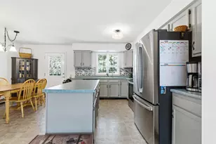 48 Huntington Dr, Hillsboro, NH 03244 - Photo 4