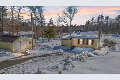 19 Maple Avenue, Newton, NH 03858 - Photo 1