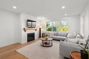 12 Founders Sq, Greenland, NH 03840 - Photo 6