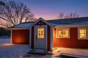 49 Red Sleigh Rd, Campton, NH 03223 - Photo 1