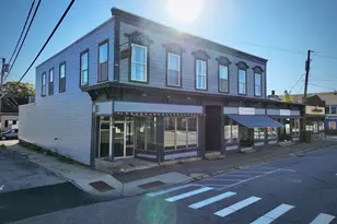 445 Main St, Farmington, NH 03835 - Photo 1