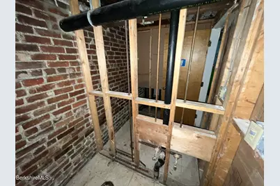 292 West Street, Pittsfield, MA 01201 - Photo 34