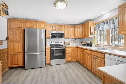 74 Royal Range Road, Sandown, NH 03873 - Photo 4