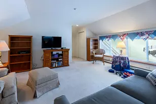 27 Fountain Way, Lebanon, NH 03784 - Photo 28