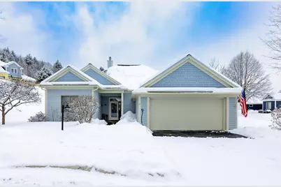 27 Fountain Way, Lebanon, NH 03784 - Photo 1