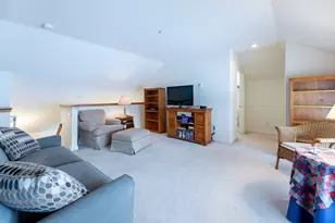 27 Fountain Way, Lebanon, NH 03784 - Photo 24