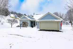 27 Fountain Way, Lebanon, NH 03784 - Photo 30