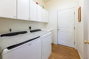 27 Fountain Way, Lebanon, NH 03784 - Photo 12