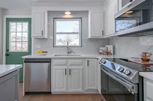 20 Williams St, Salem, NH 03079 - Photo 6