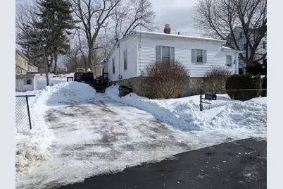 56 Sprague Street, Manchester, NH 03103 - Photo 1