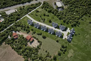 5B Violette Dr, Epping, NH 03042 - Photo 2