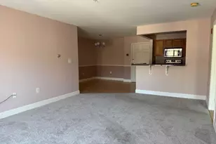 265 Edward J Roy Dr, Manchester, NH 03104 - Photo 14