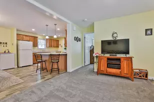 21 Fairfield Dr, Concord, NH 03301 - Photo 10