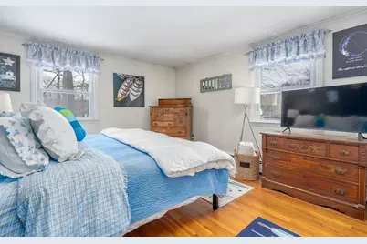 1050 Dover Road, Epsom, NH 03234 - Photo 12