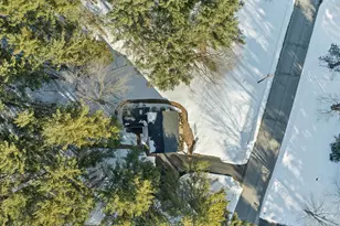 14 Doe Run Ln, Stratham, NH 03885 - Photo 8