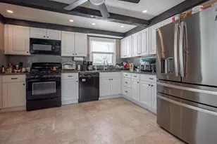 70 Tenby Dr, Nashua, NH 03062 - Photo 10