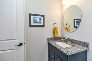 24 Church St, Peterborough, NH 03458 - Photo 14