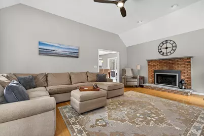 38 Buckingham Drive, Londonderry, NH 03053 - Photo 16