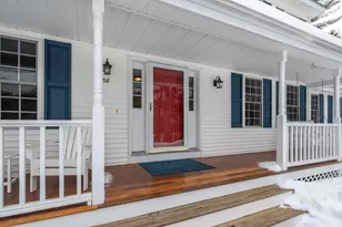 38 Buckingham Dr, Londonderry, NH 03053 - Photo 4